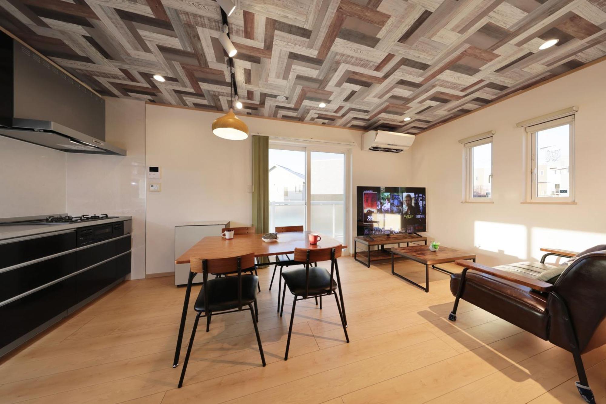 Vila Crystal Besso Širahama Pokoj fotografie